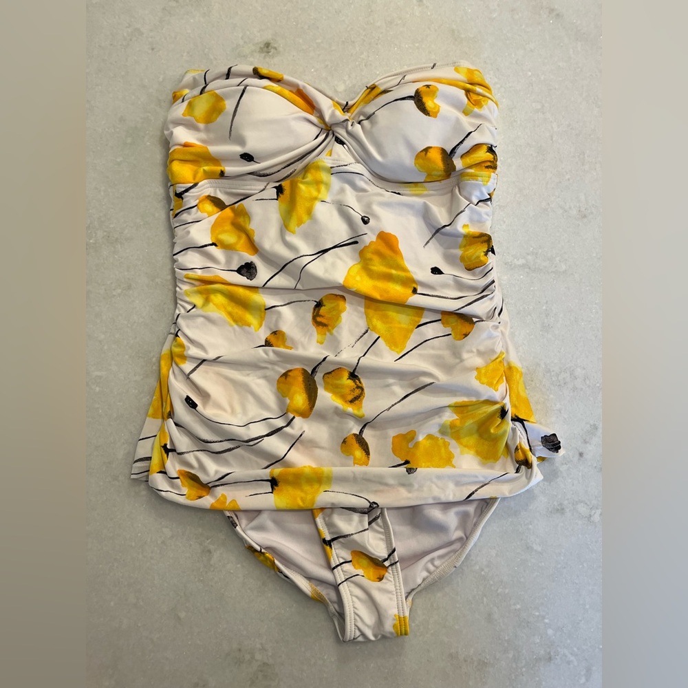 Gottex Strapless Floral Tankini Swimsuit – Size 10 – Never Worn. No Tags